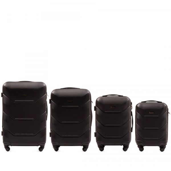 Wings  Zestaw 4 walizek podróżnych I na 4 kółkach ABS czarne