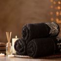 Ręcznik bawełniany z bordiurą VICTORIA 70X140 czarny