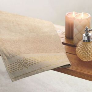 Ręcznik bawełniany z ozdorbną bordiurą KAMELA 70X140 beżowy