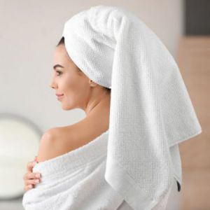 Ręcznik frotte z szeroką bordiurą RISO 50X90 ciemnozielony