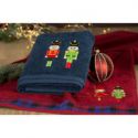 Ręcznik świąteczny z haftem i żakardową bordiurą PETER 70X140 granatowy x3