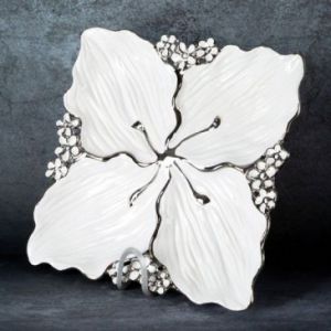 Patera ceramiczna kwadratowa kwiat SIENA 28X28X4 biała+srebrna