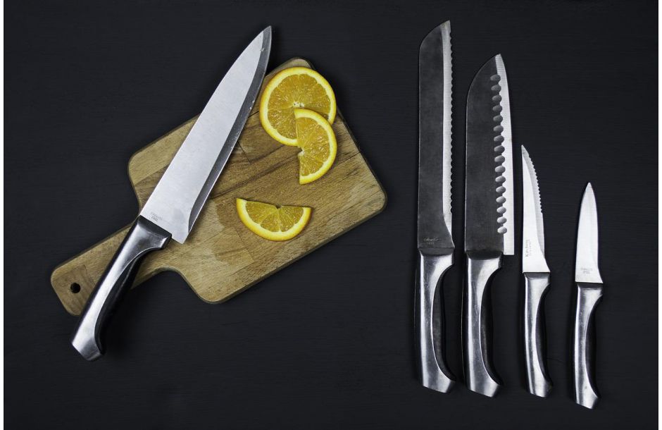 W jaki sposób dbać i czym ostrzyć noże kuchenne?